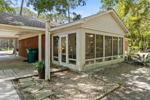 Island House in Dauphin Island, USA
