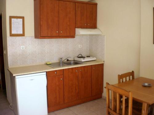 Alkionis Studios Alkionis Studios is a popular choice amongst travelers in Kallithea (Chalcidice), whether exploring or just passing through. The hotel has everything you need for a comfortable stay. 24-hour front des