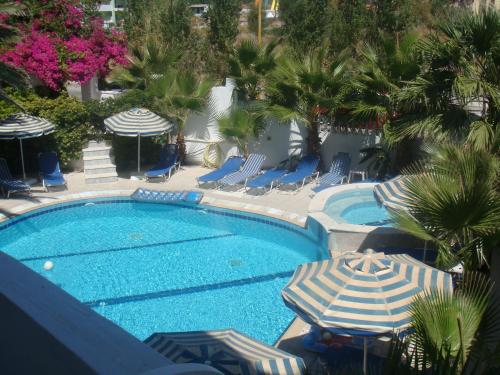 White Palace Studios, Faliraki (foto 3)