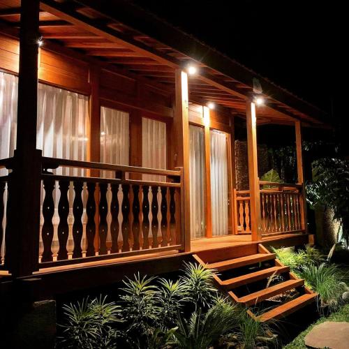 Aix Cottage Ubud - Tap to explore photos