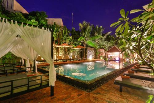 مسبح, Home Indochine d'Angkor in سيم ريب