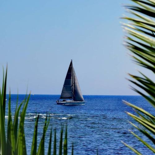 Villa sunbeach Room Type - Double Room with Sea View
