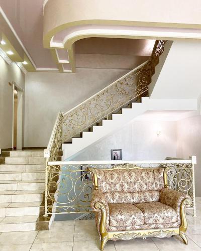 Palazzo, Kostanaj (fotografie 5)