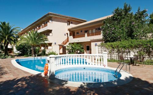 Hotel Voramar Formentera - main image
