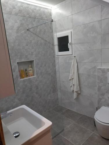 Apartment image 4