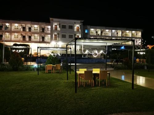 Naka Hotel Kupang - 숙소 외관