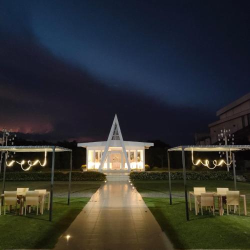 Naka Hotel Kupang - 숙소 외관