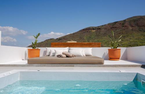 Book the One-Bedroom Villa with Outdoor Hot Tub-Mezzo One-Bedroom Villa with Outdoor Hot Tub-Mezzo