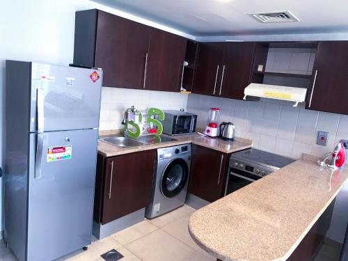 KING BED SUITE Near JBR Beach DMCC Metro, Dubái (foto 8)