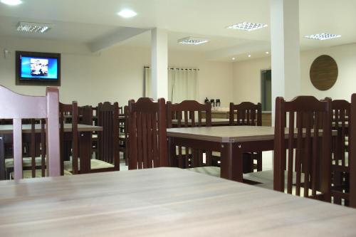 Restorāns, Brisa Parque Hotel in Erečima
