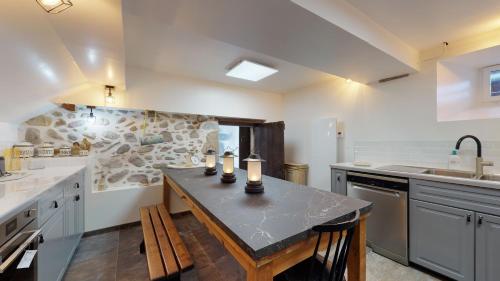 Chateau Porthos Tranquillite des Pyrenees in Lanne-en-Baretous