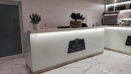 大堂, Hotel Presidente in 波爾托切薩雷奧市中心