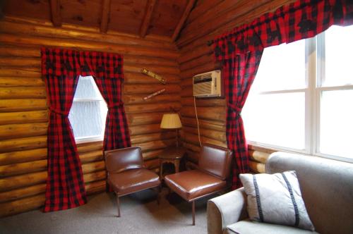 Cramers Point Motel & Cottages - image 6