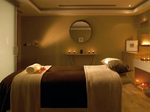 Macdonald Bath Spa Hotel - image 2