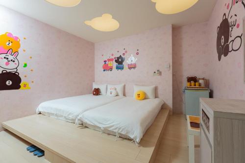 Triple Room with Shower image 4