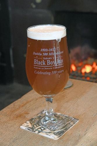 352730868 The Black Boy Inn