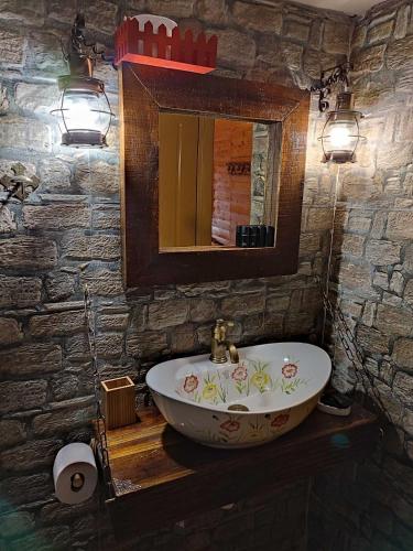 Pavliani Ο Σκιουρος Παραδοσιακοι Ξενωνες 3-Star Hotel exterior