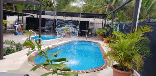 Swimming pool, Discovery Beach Apartments in Aguada