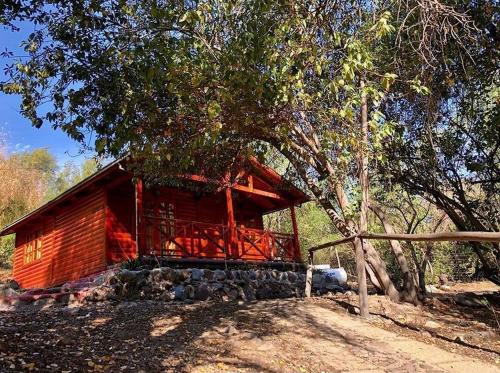 Rancho el Chilcal Cabañas con vista al rio