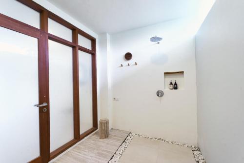 352779043 El Tropico Boutique Hotel