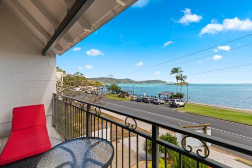 Whitsunday Waterfront Apartments