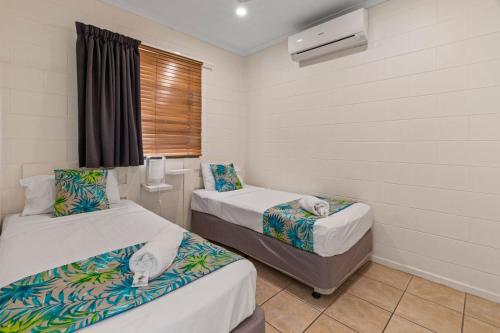 Whitsunday Waterfront Apartments