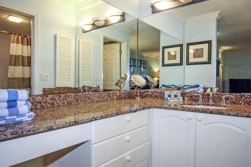 South Seas Bayside Villa 4112 not part of resort amenity access - image 12