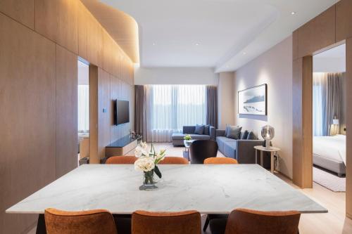 Primcasa Chengdu – Chengdu, IL