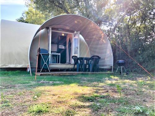 Exterior view, Camping Le Brochet in Peronne