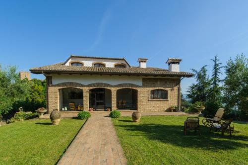 Villa Mery sui colli della riviera di Rimini ideale per grandi gruppi