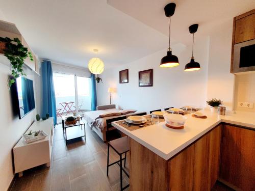 One-Bedroom Apartment image 1
