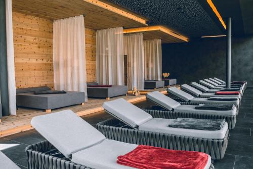 352828749 Hotel Cristallo - Wellness Mountain Living
