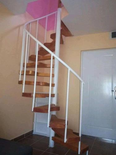 Sobe i Apartmani "Šumadija" Bogutovačka Banja (Sobe i Apartmani "Sumadija" Bogutovacka Banja) in Lopatnica
