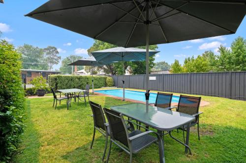 Úszómedence, Avondel Motor Inn in Benalla