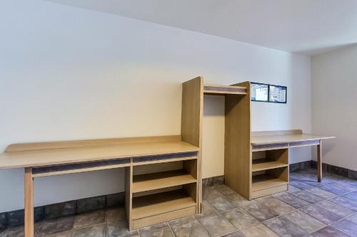 Motel 6-Gilroy CA - main image