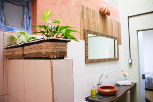 Bathroom, Santo Hostel in Porto Seguro