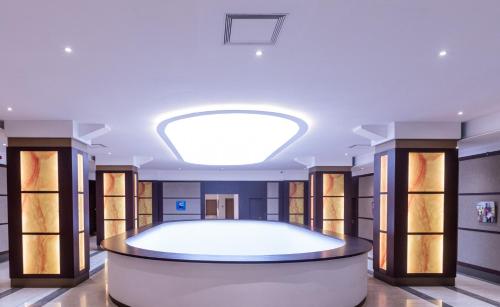 Зовнішній вигляд готелю, Krystal Palace Douala in Bonabekombo