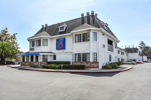 Motel 6-Fremont CA - North - image 10
