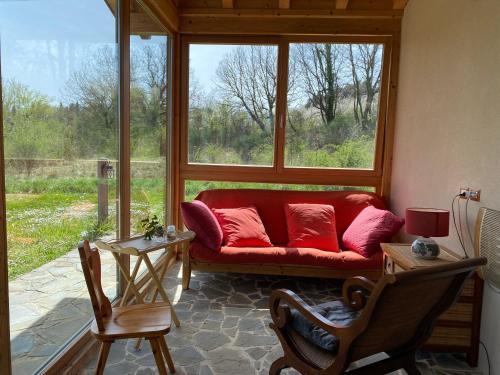 Apartment with Garden View