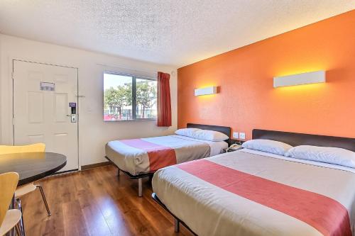 Motel 6-Campbell CA - San Jose - image 8
