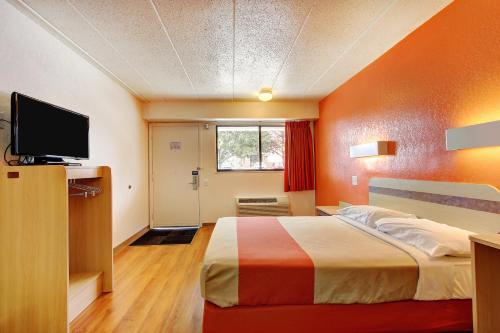 Motel 6-York PA - image 4