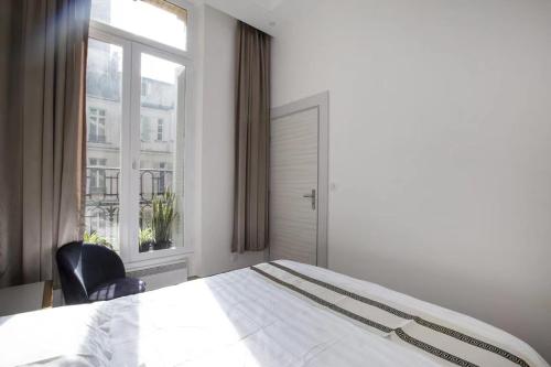 Chambre privée - Avenue Kléber a proximité de l'Arc de triomphe, Avenue des Champs Elysées, Trocadéro,, Paryż (zdjęcie 7)