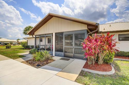 Cozy Sebring Villa with Screened Patio and Grill! in Sebring, USA