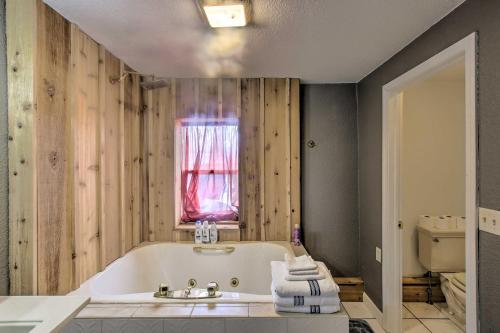 Spacious Sheboygan Home with Grill and Fire Pit! in Mosel