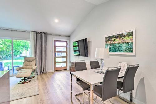 Remodeled Zilker Townhome with Yard Walk to SXSW! in Austin, USA