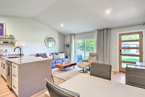 Remodeled Zilker Townhome with Yard Walk to SXSW! in Austin, USA