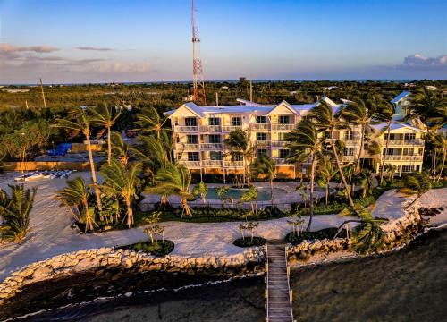Grassy Flats Resort & Beach Club in Marathon, USA