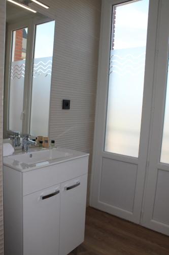 L'Huitrière Room Type - Deluxe Double Room