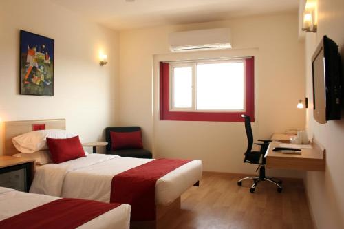 Red Fox Hotel Jaipur In India Room Deals Photos Reviews