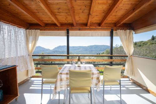  Ntanis 43 House in 49084 Khalidhiáta